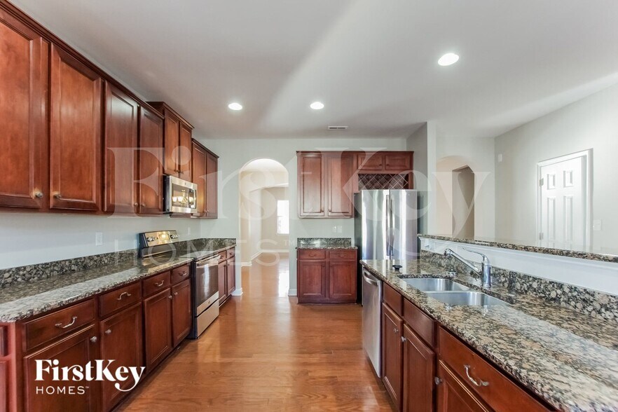 Building Photo - 4019 Linville Falls Ln