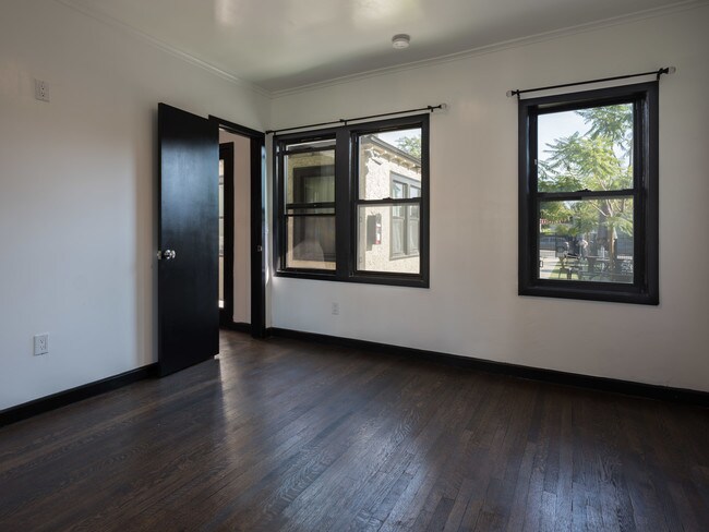 Great Bright Natural Light - 1253 N Genesee Ave