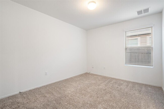 Building Photo - 3808 Ignacio Dr