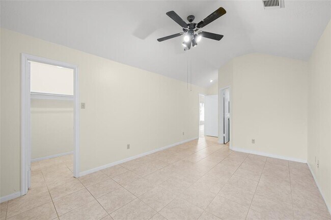 Building Photo - 17402 Eastwood Cir
