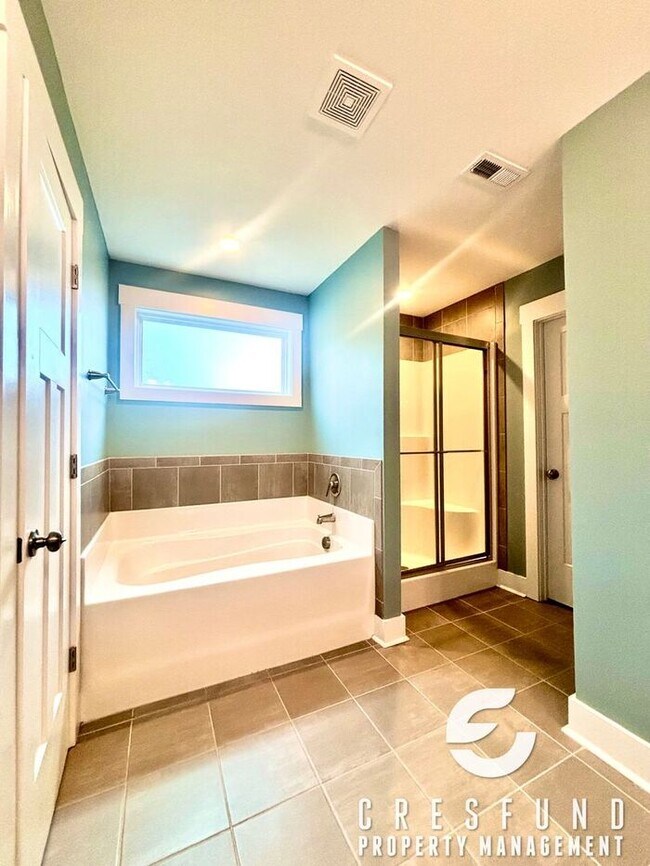 Building Photo - 4 Bedroom Close to FT. Bragg will have you saving big with Solar Panels