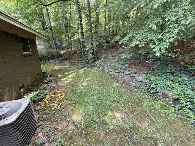 Building Photo - 207 Casalinda Cir