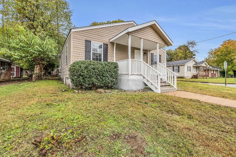 Building Photo - 2007 Wilson St