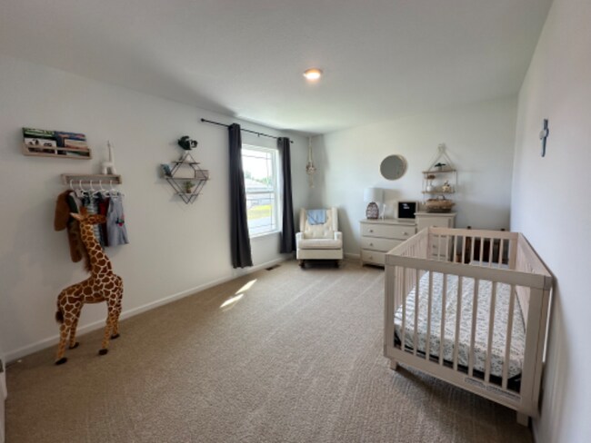 Building Photo - 4145 Bradley Dr