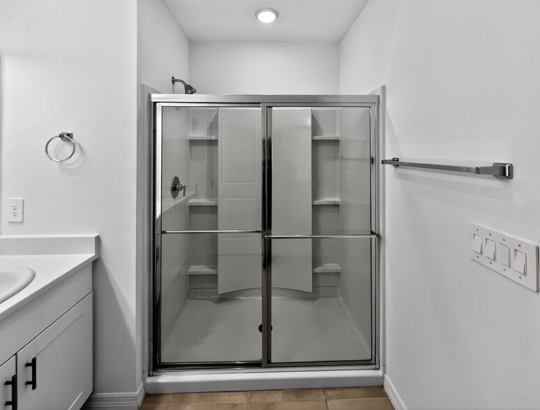 Building Photo - 3917 Southern Vista Loop