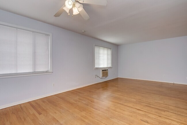 Building Photo - 1624 Bonnie Brae St