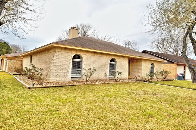 Primary Photo - 11203 Verlaine Dr