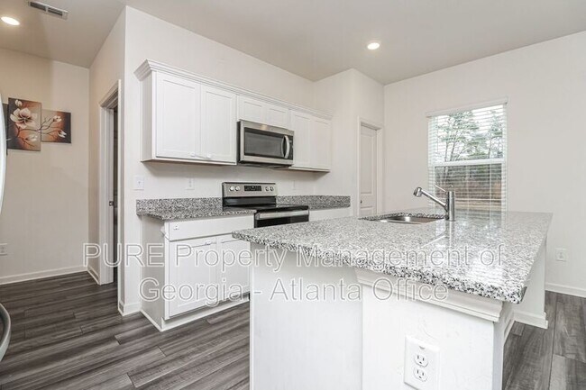 Building Photo - 265 Colbury St