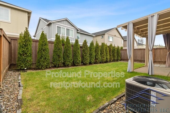 Building Photo - 17323 SW Kite Ln