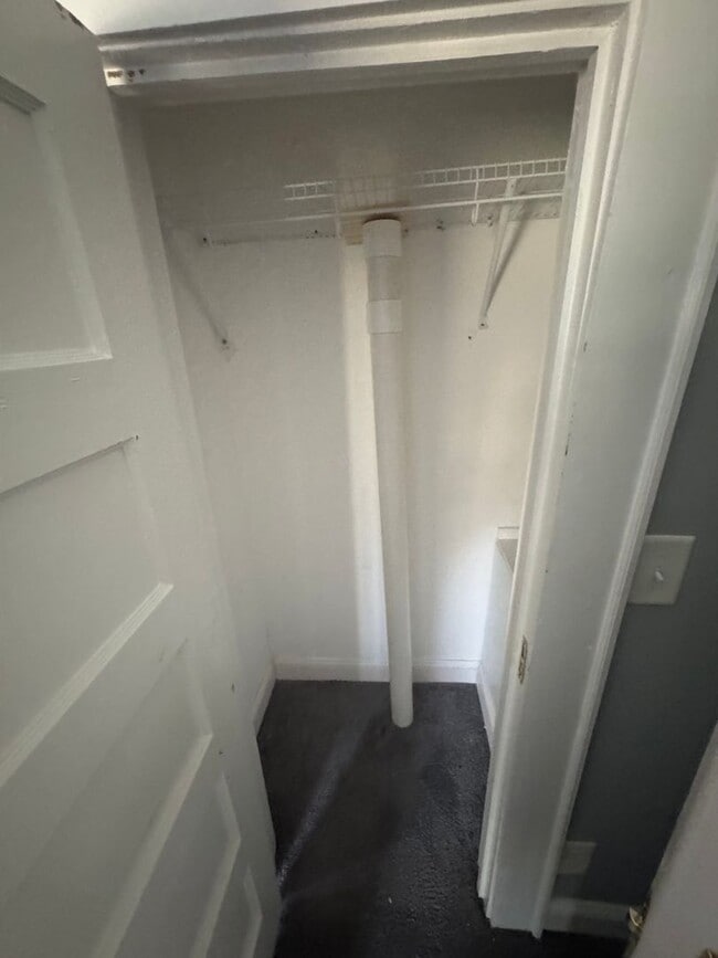 Building Photo - Walking distance to Downtown Kings Mountain, NC  =