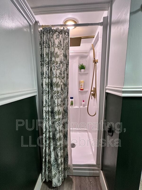 Building Photo - 5011 Miami St