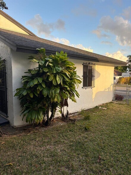 Building Photo - 12231 SW 210th St