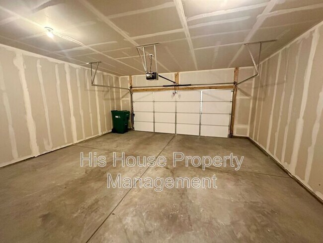 Building Photo - 3905 Congaree Way