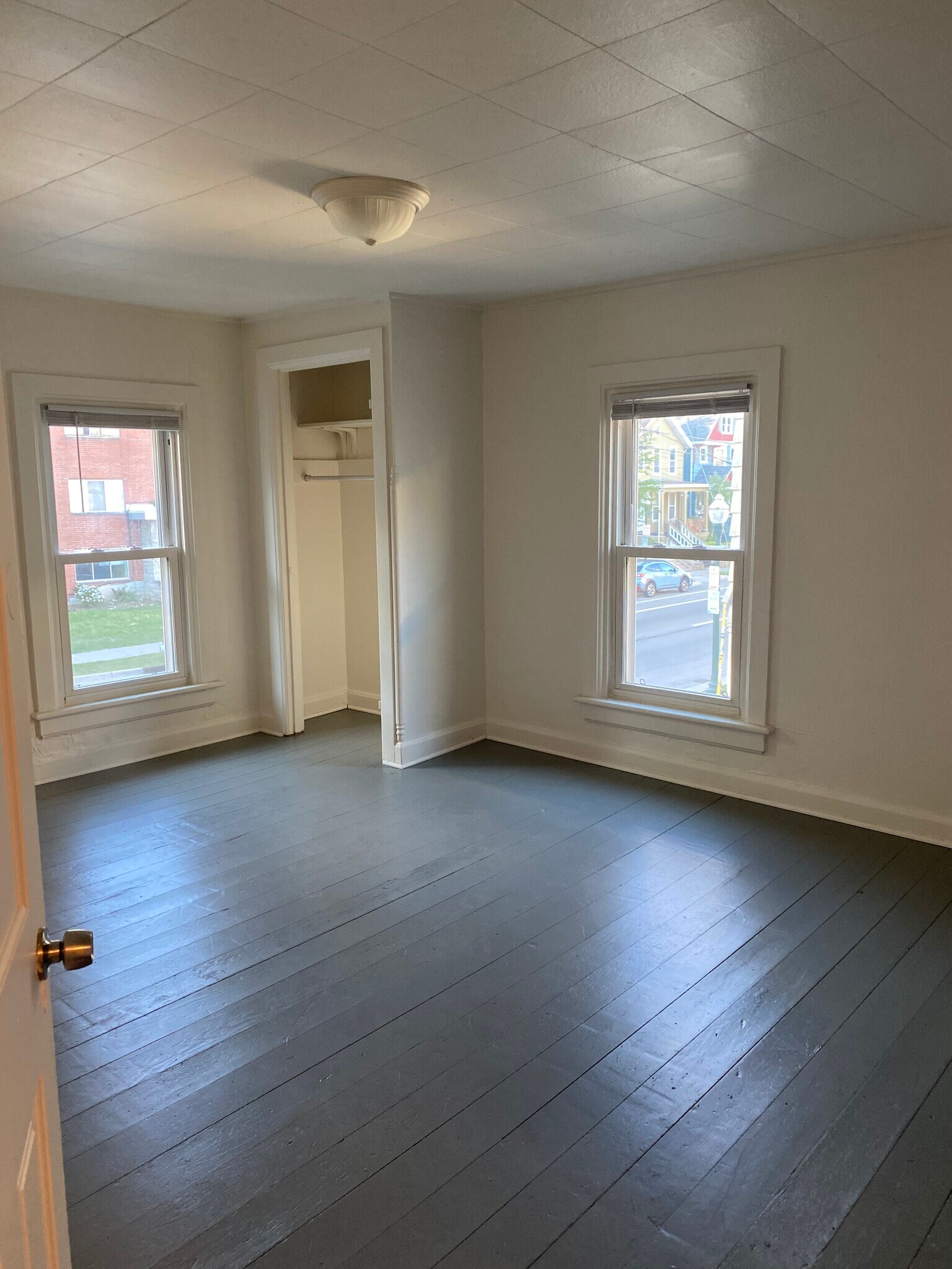 Bedroom 2 - 633 E Johnson St