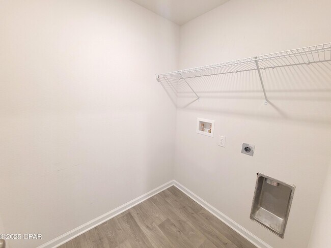 Building Photo - 4745 Firefly Ln
