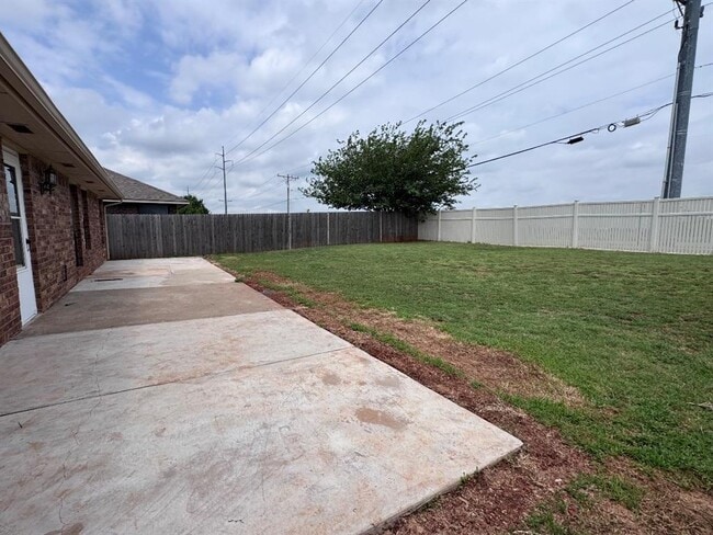 Building Photo - 4917 NW 164th Terrace