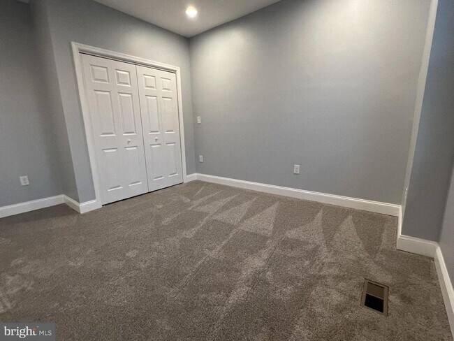 Building Photo - 1607 E Biddle St