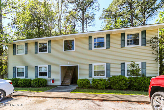 Building Photo - 201 Shipman Rd