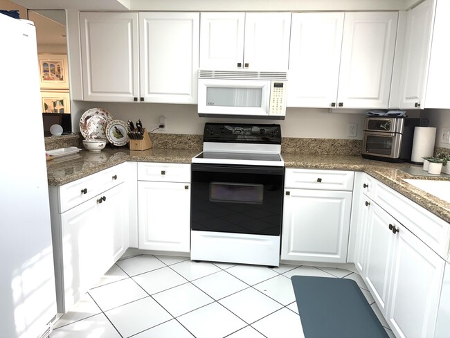 Building Photo - 15654 Loch Maree Ln
