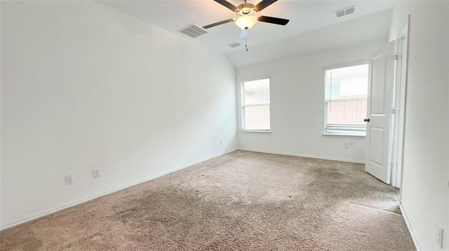 Building Photo - 2925 Meadowlands Dr