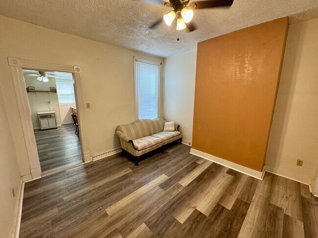 Building Photo - 1509 Hatteras St