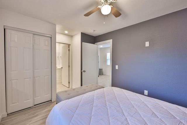 Building Photo - 1307 Division St