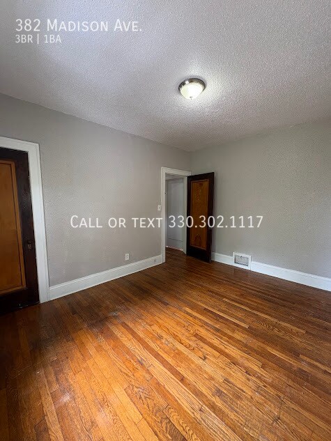 Building Photo - 382 Madison Ave