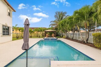 Building Photo - 3461 SE 1st St