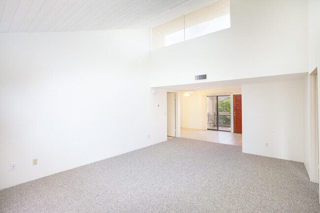 Building Photo - 255 E Avenida Granada