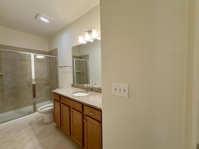 Building Photo - 2550 Frg Vlg Wy