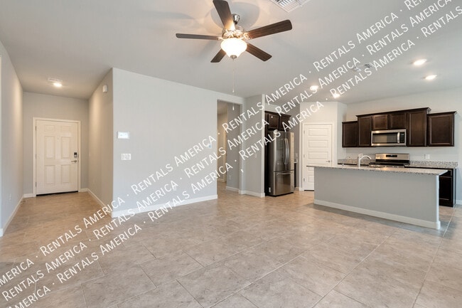Building Photo - 543 W Weldon St