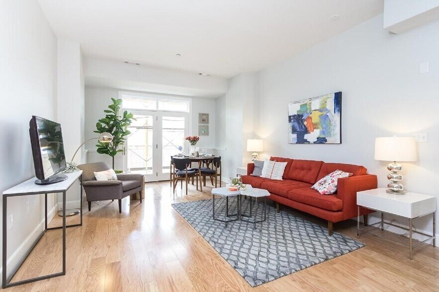 Primary Photo - 1501 Commonwealth Avenue