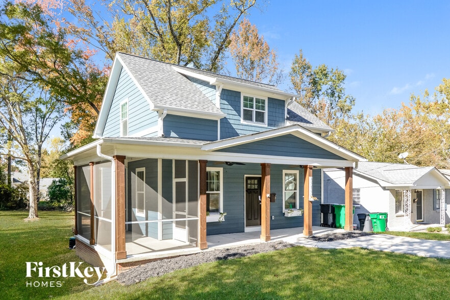 Building Photo - 1717 Dallas Ave