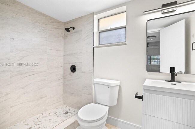 Building Photo - 2820 NE 201st Terrace