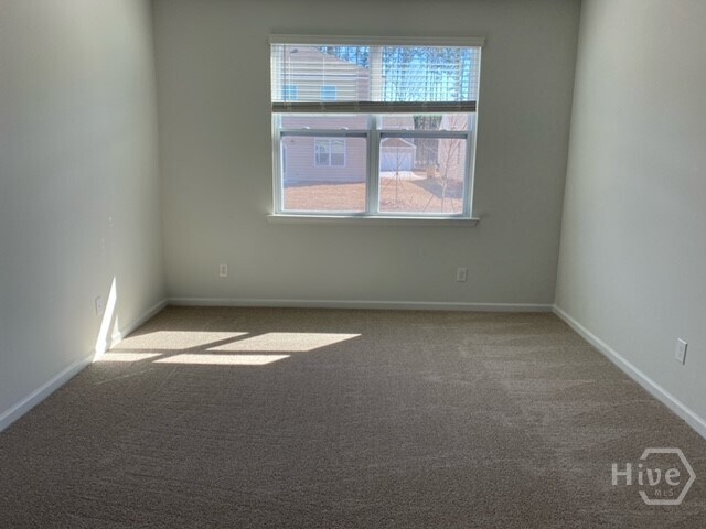 Building Photo - 116 Windrush Pnes