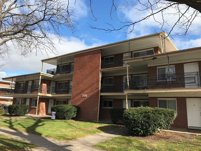 Building Photo - Sunset Terrace Apartments