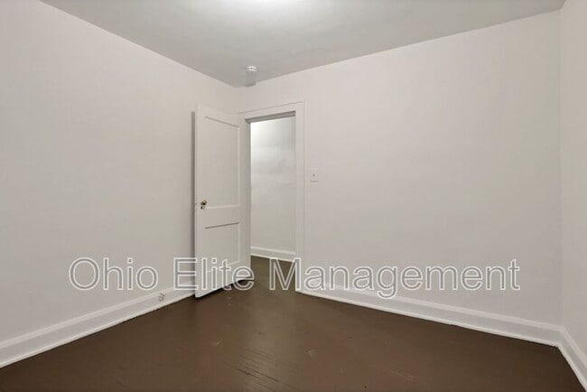 Building Photo - 1163 Linwood Ave