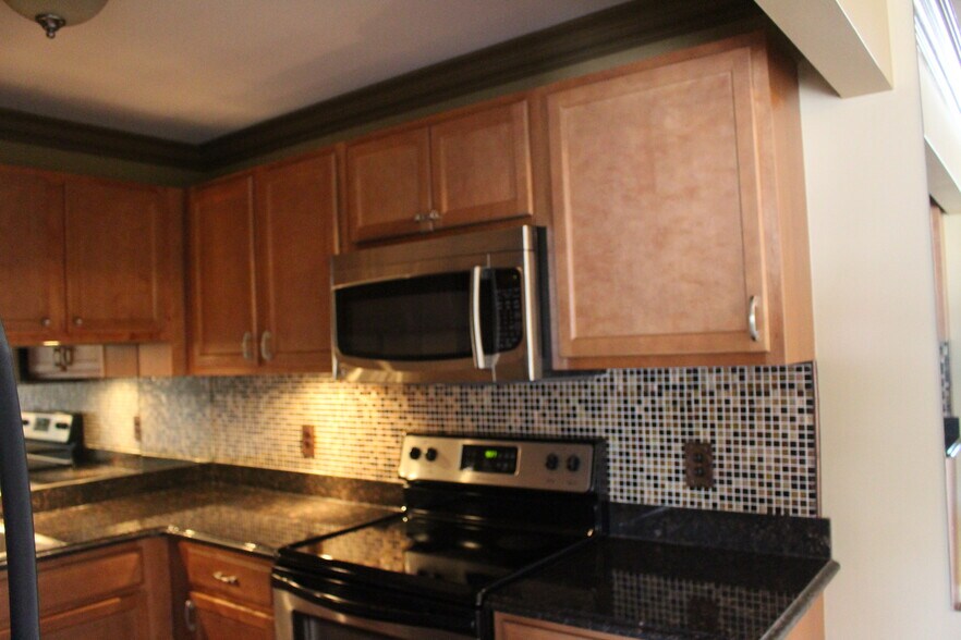 Building Photo - 2311 Walton Blvd