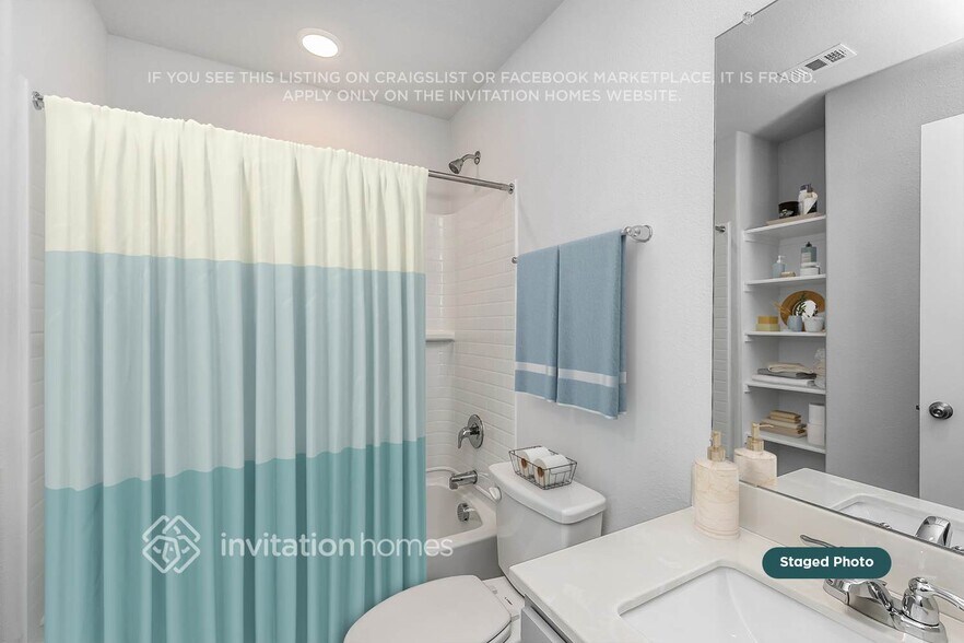 Building Photo - 6404 Blue Trl