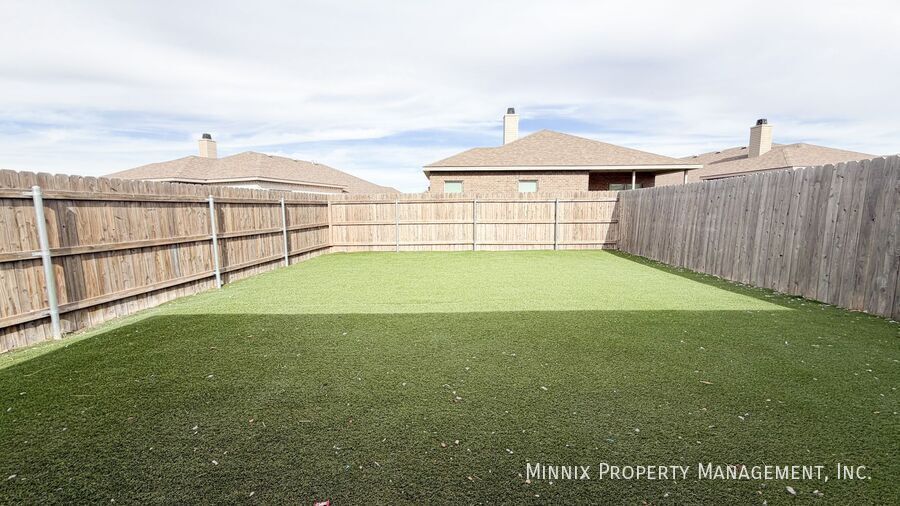 Building Photo - 2133 Kokomo Ave