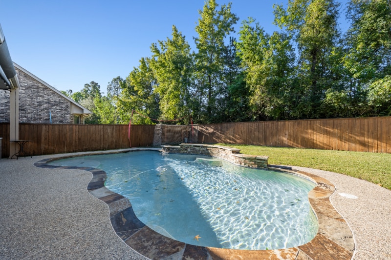 Building Photo - 27 Fury Ranch Pl