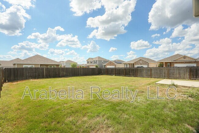 Building Photo - 5105 Hydra