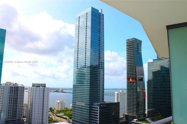 Building Photo - 1300 S Miami Ave