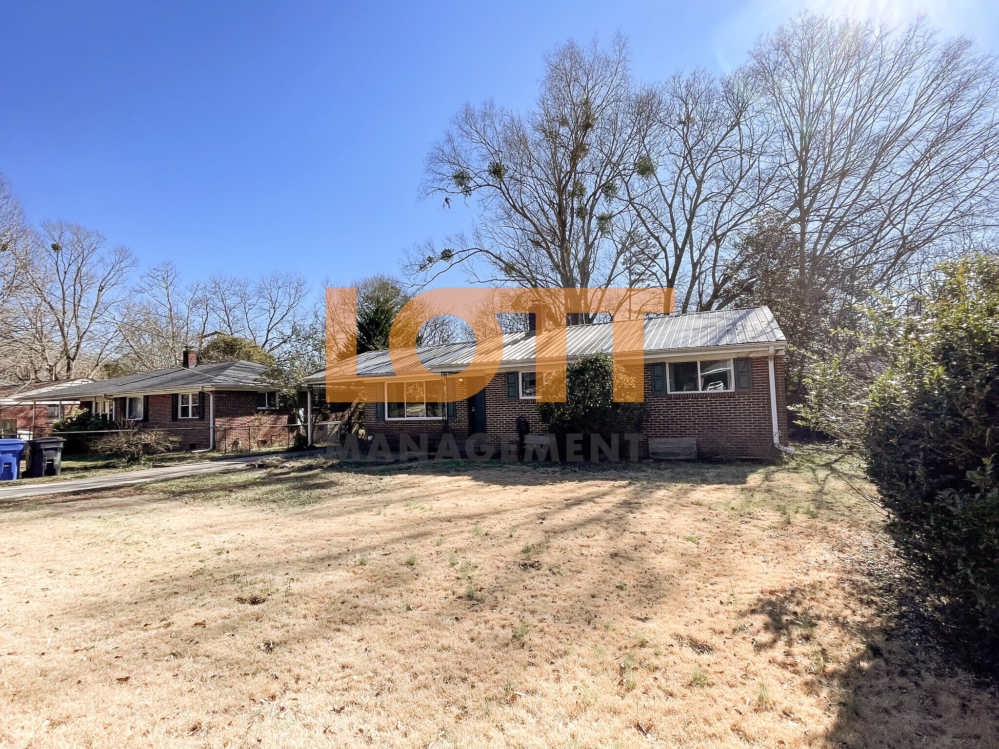 Building Photo - 126 Forestdale Dr