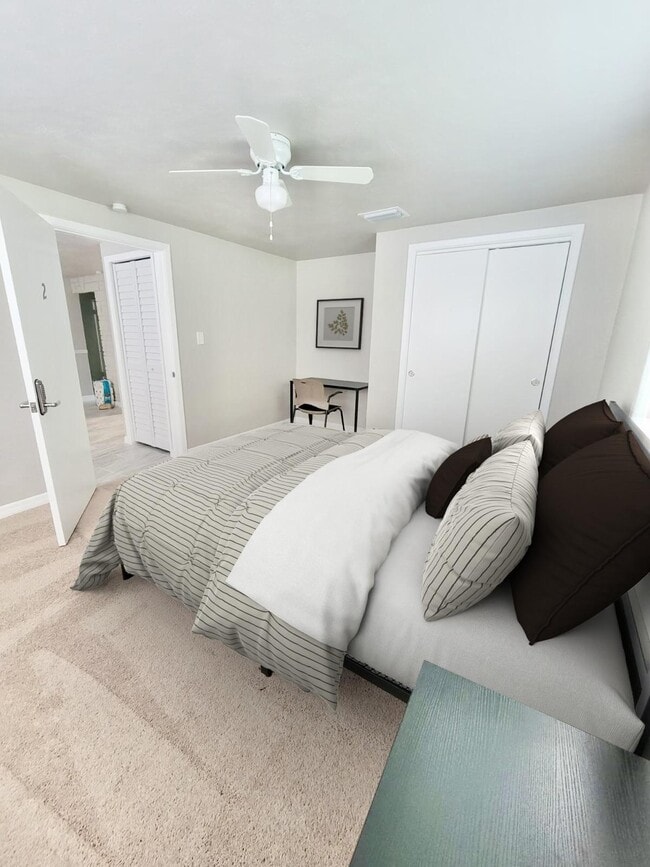 Building Photo - 1372 Browning St