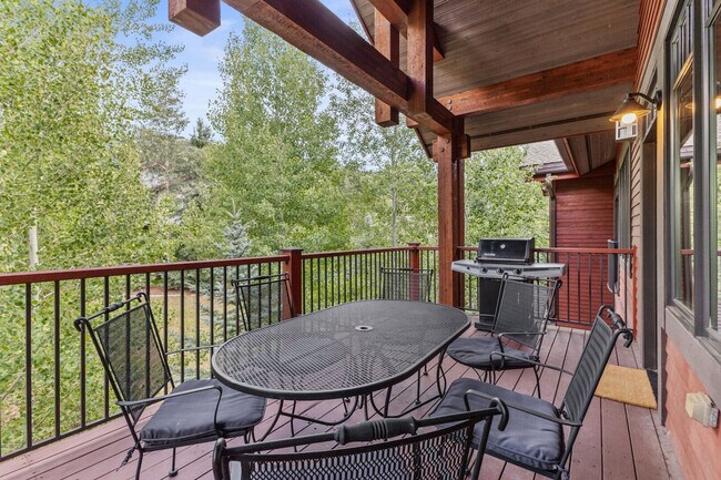 Building Photo - 2905 Mountaineer Cir
