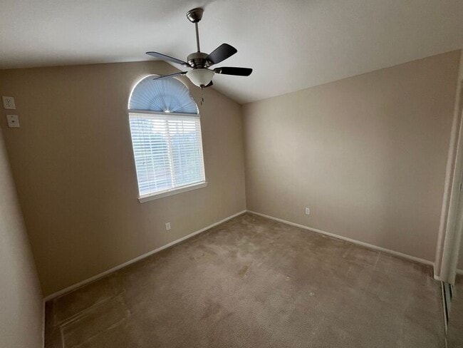 Building Photo - 39265 Eternity Ln