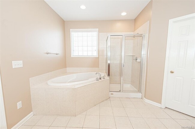 Building Photo - 9412 Crofton Ct