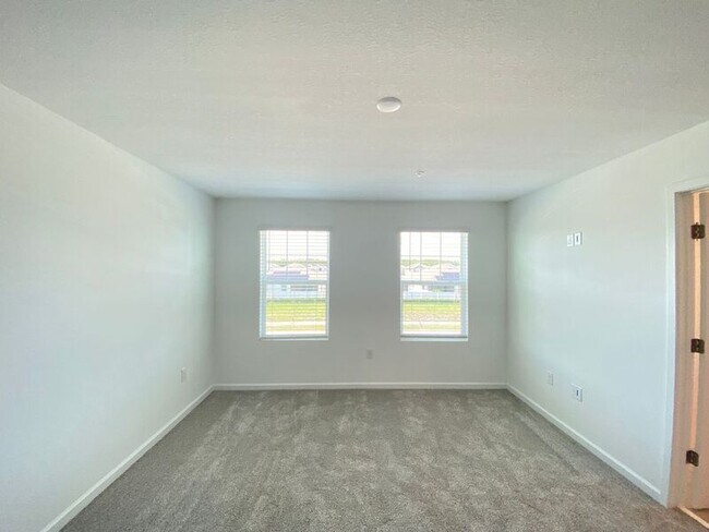 Building Photo - 4196 Sadler Rd