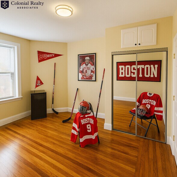 Building Photo - 73 Thatcher St